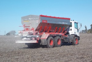Ránking de las fertilizadoras autopropulsadas más grandes disponibles en Argentina (capacidad volumétrica). MARCAS. MODELOS. CAPACIDADES.