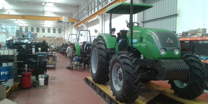 Tractor Agrale