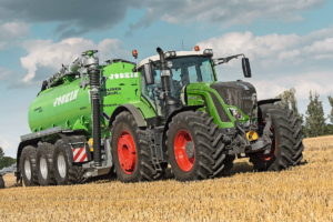 Continuos lanzamientos de nuevos modelos, alianzas estratégicas e inversiones, están marcando la tónica del rubro más movido de la maquinaria agrícola.