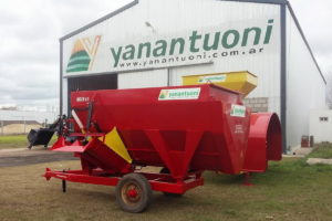 Yanantuoni es una empresa de Armstrong (Santa Fe), dedicada a la fabricación de implementos para agricultura y ganadería.
