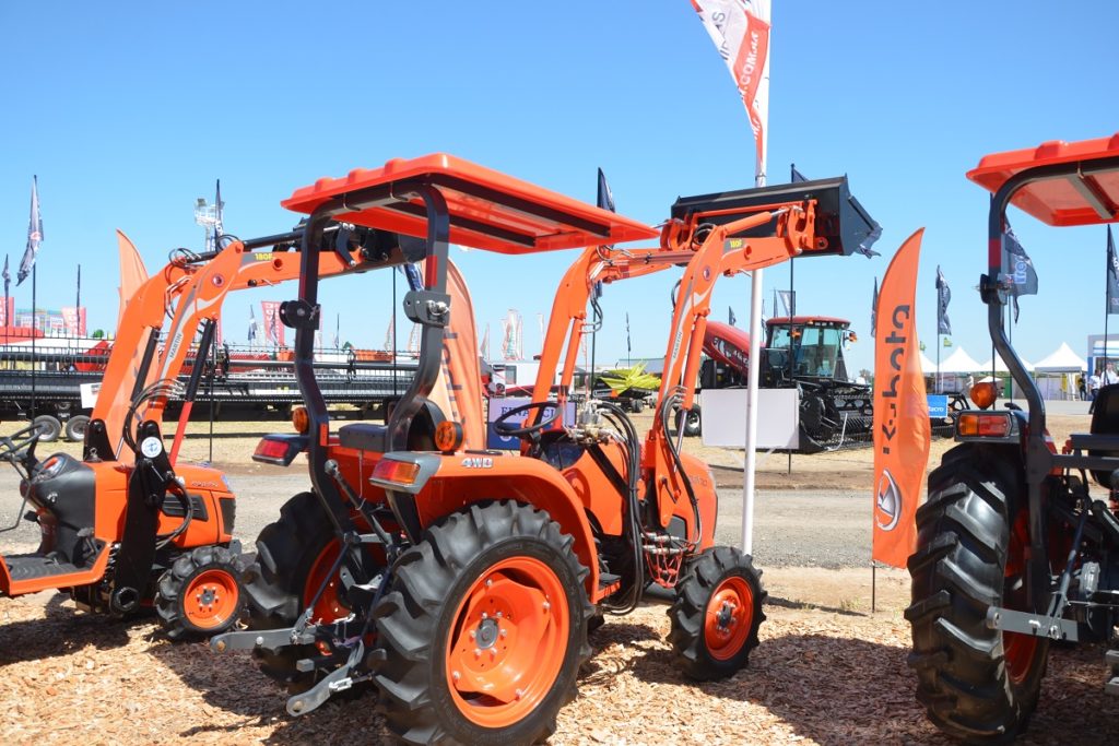 Tractor Kubota L3800 Maquinac