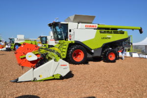 Equipa a sus máquinas en Argentina con motores Mercedes Benz OM 473 que reducen las emisiones de gases tóxicos.