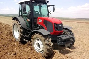 Es uno de los mayores fabricantes de tractores de Turquía, con presencia en toda Europa a través de la marca ArmaTrac. En enero, Mahindra ya había comprado la empresa Hisarlar, del mismo país.