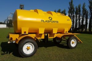 Plasforte es una empresa de Armstrong (Santa Fe), dedicada a la fabricación de tanques y otros productos de plástico rotomoldeado.