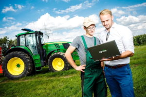 A través de la alianza, John Deere incorpora en Europa las soluciones digitales de la empresa alemana para la producción agrícola.