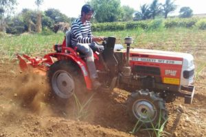 VST Tillers Tractors es un empresa con sede en Bangalore (India), especializada en la fabricación de tractores, motocultivadoras y transplantadoras de arroz.