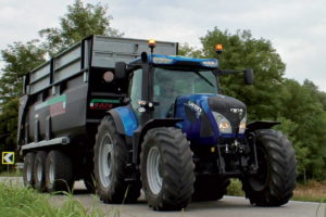 La compañía fundada en 1884 cuenta con una amplia línea de tractores de Baja, Media y Alta Potencia.