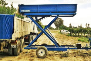 El producto de la empresa mendocina ofrece una capacidad de carga de 2.500 Kg y se eleva hasta 3 metros.