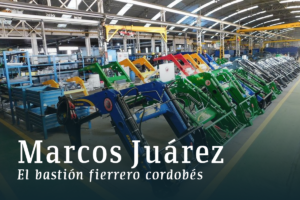 Cuna de empresas líderes de la industria nacional de la maquinaria agrícola, en Marcos Juárez se fabrican pulverizadoras, fertilizadoras, cosechadoras, palas frontales, tanques, equipos de transporte y un amplio abanico de implementos y agrocomponentes.