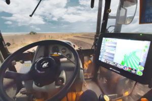 La conectividad ISOBUS es un término que ha ganado relevancia en el ámbito agrícola, especialmente con el avance de la Agricultura de Precisión y la digitalización de las operaciones agrícolas.