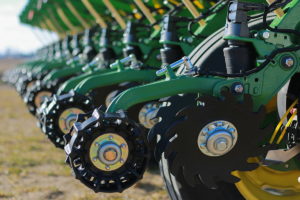 Claves para entender la disputa judicial entre AGCO Vs. John Deere por las patentes relacionadas a desarrollos de Agricultura de Precisión.