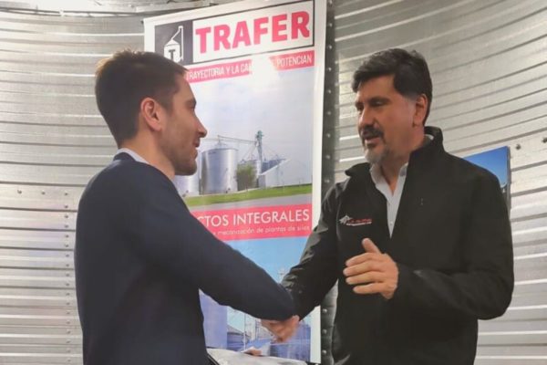 Ariel Fernandez Director Ejecutivo Trafer Mario Coschiza Exposicion Rural