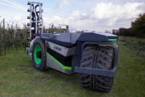 Del archivo online de Maquinac, repasamos los últimos artículos vinculados a robots agrícolas en el mundo.