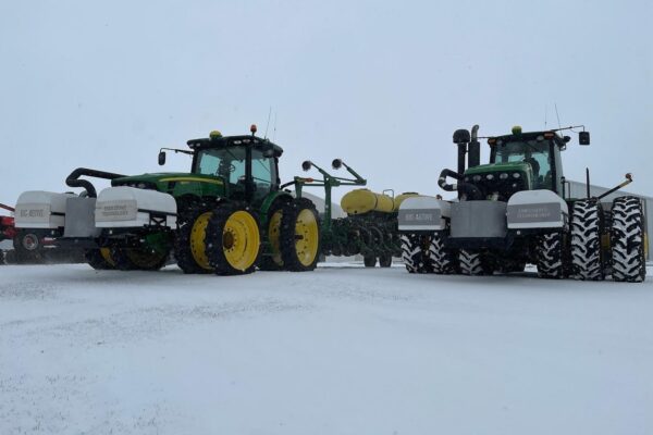 Tractores con Bio-Agtive en la nieve