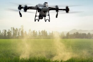 Comercializará en la región los drones agrícolas de DJI. Incluye versiones para pulverización, distribución  de semillas y fertilizantes y monitoreo de cultivos.