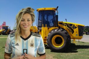Hoy te voy a mostrar el primer tractor argentino con transmisión CVT. Un modelo de 305 HP, con la tecnología que demanda la agricultura actual.