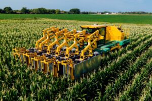 La reducción de los agentes polinizadores amenaza a los cereales. Y la empresa norteamericana PowerPollen diseñó una tecnología para recolectar el polen, preservarlo y esparcirlo a campo. Mirá el video.
