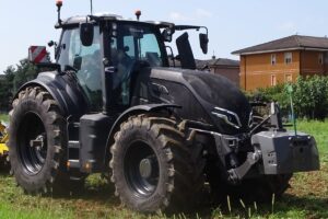 Los nuevos tractores de Alta Potencia que Valtra trae a Sudamérica incluyen versiones de 265 a 305 HP. Uno por uno, los modelos de la Serie Q5.