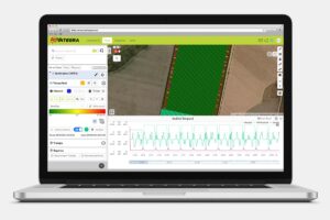 Es una plataforma Web que permite visualizar e integrar la información que durante las labores agrícolas generan las pantallas FGS y Fusion Pro.