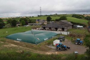 Deploy the Smartcover solution around the world. It is placed over manure lagoons and captures methane gas which becomes fuel for tractors.