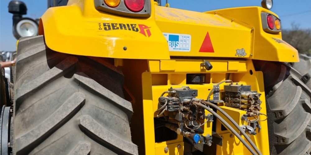 Sistema Topcon en tractor Pauny