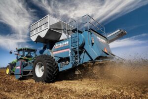 La compañía norteamericana es considerada la mayor fabricante mundial de equipos para el cultivo y cosecha de maní.