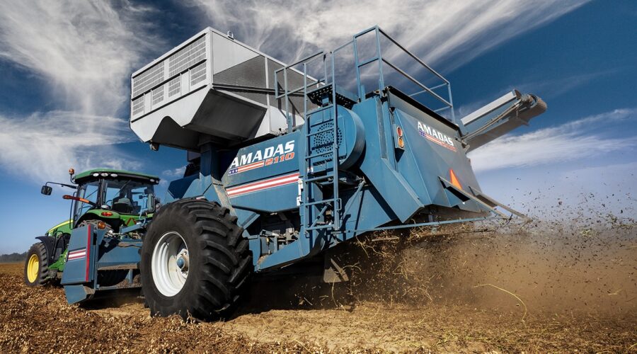 Cosechadoras de mani Amadas Cosechadoras de mani Amadas