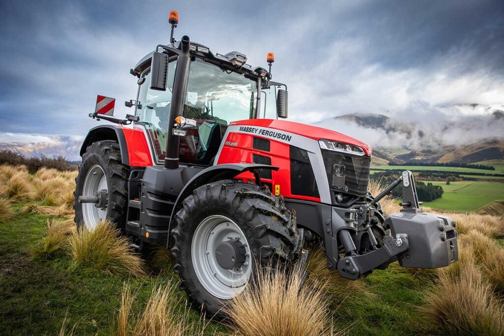 Massey Ferguson MF 8S.225 フルブラックエディション Massey Ferguson