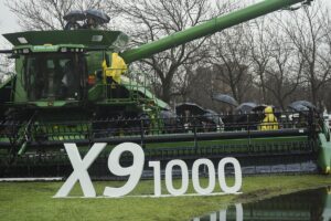 Permiten recolectar hasta 100 toneladas por hora. Representan lo más avanzado de la tecnología desarrollada por la marca en equipos de cosechas a nivel mundial.
