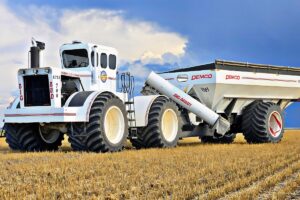 Fue refuncionalizado por la empresa agrícola estadounidense Welker Farms. Y sumó una tolva autodescargable y el ventilador reversible de Cleanfix.