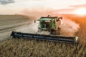 Se comercializaron 17.049 equipos en Argentina, con un alza de 5,9% respecto a 2024. Las cosechadoras fueron el rubro que más creció en la comparación interanual (+36,7%).