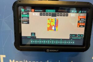 El precio especial está vigente durante la megamuestra. Además, la empresa exhibe soluciones para siembra.