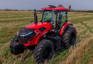 La marca formada por MB Maquinarias y Ombú tendrá presencia a través de 7 modelos. Y se sorteará un tractor de 30 HP.