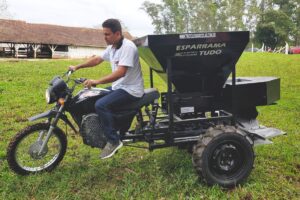 Permiten trabajar con equipos de pulverización y fertilización. También arrastran máquinas de labranza de menor porte. Mirá el video.
