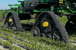 Como representante de Soucy en el mercado argentino, presentó el modelo S-TECH 7016 que aporta varios beneficios para el trabajo de las máquinas.
