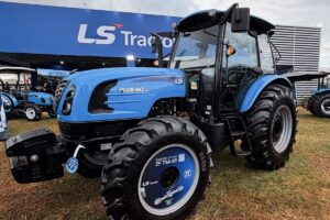 South Korean agricultural machinery manufacturer LS has announced a US$4 million investment in Brazil to support the expansion of its product portfolio, manufacturing infrastructure, and operational capacity. The initiative is part of the company's strategy to strengthen its position in Latin America and accelerate future growth.The new investment builds on approximately US$8 million already invested in Brazil since LS entered the market in 2013.
