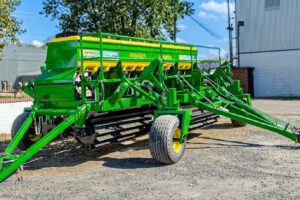 El modelo Integral Todo Terreno permite picar rastrojos, eliminar malezas y aplicar semillas o fertilizantes. Fue galardonado con el Sello de Buen Diseño Argentino.